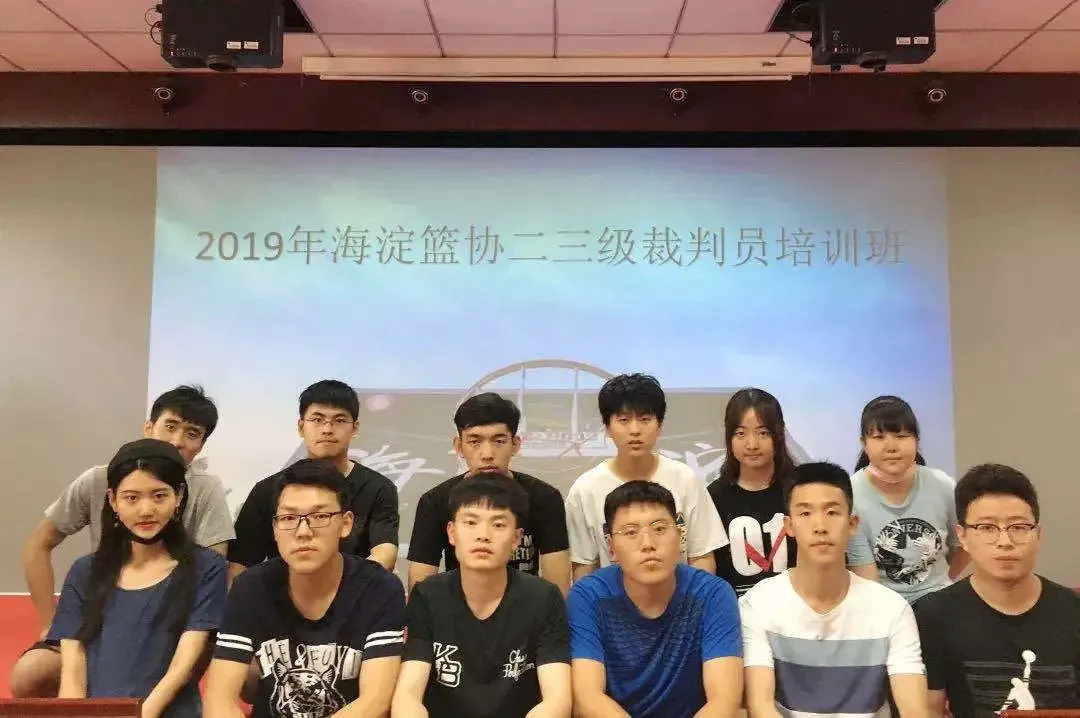 如何利用高科技设备解决篮球训练中的常见问题_0
