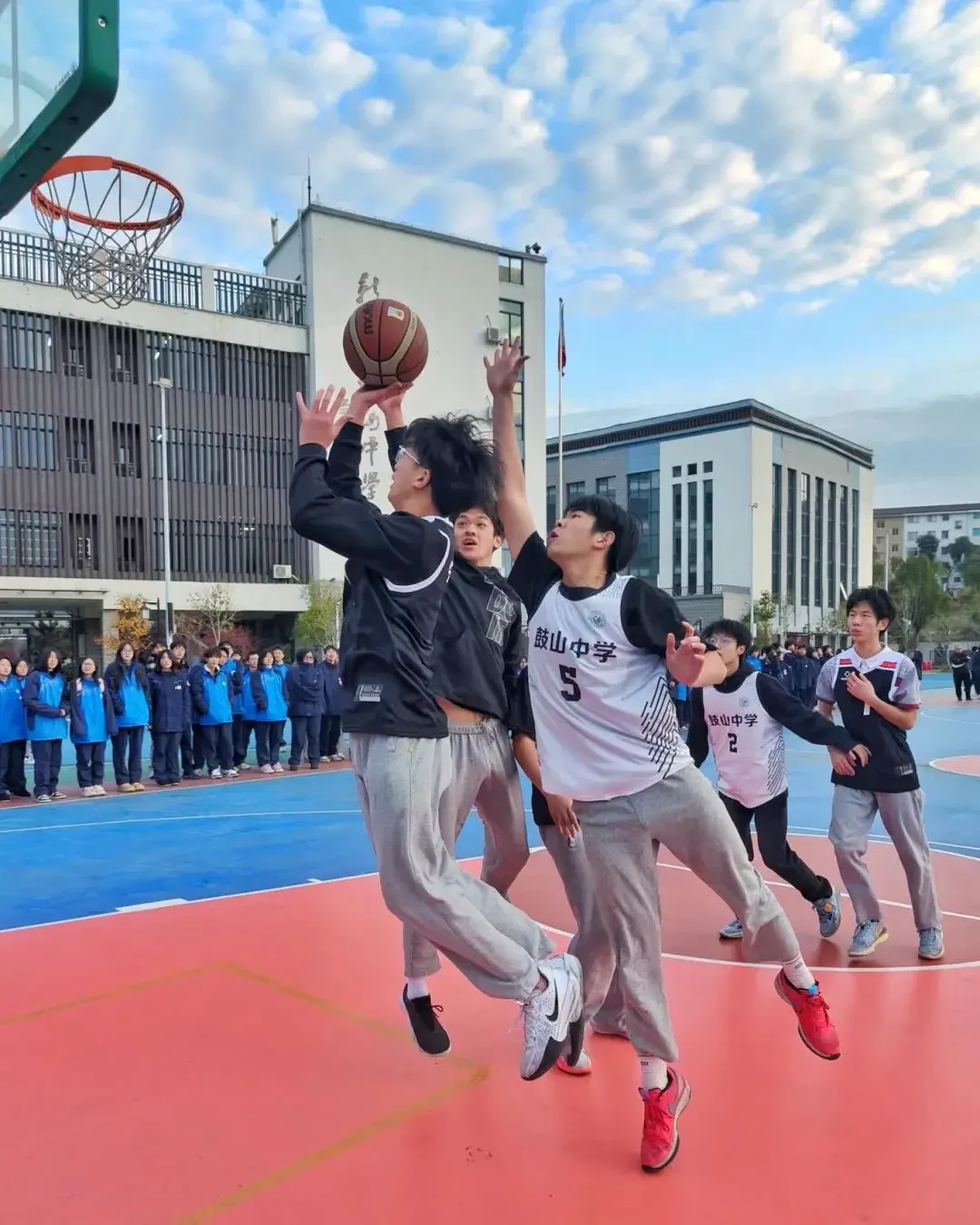 高中篮球队全场基础训练
